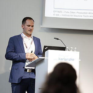 EPTS - Speaker on Stage in Session Room